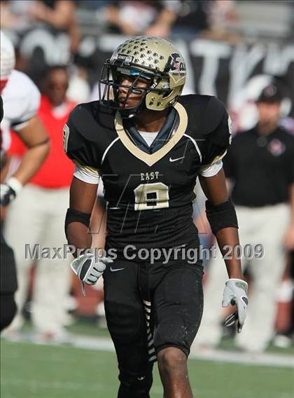 Thumbnail 3 in MacArthur vs. Plano East (Texas 5A Region I Bi-District Playoffs) photogallery.