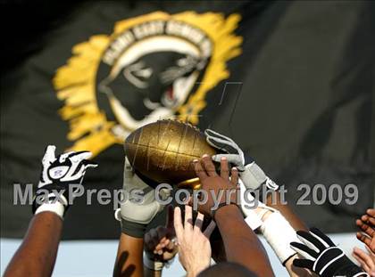 Thumbnail 3 in MacArthur vs. Plano East (Texas 5A Region I Bi-District Playoffs) photogallery.