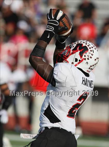 Thumbnail 3 in MacArthur vs. Plano East (Texas 5A Region I Bi-District Playoffs) photogallery.