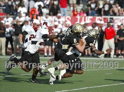 Thumbnail 1 in MacArthur vs. Plano East (Texas 5A Region I Bi-District Playoffs) photogallery.