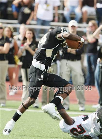 Thumbnail 2 in MacArthur vs. Plano East (Texas 5A Region I Bi-District Playoffs) photogallery.
