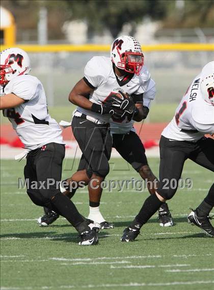 Thumbnail 1 in MacArthur vs. Plano East (Texas 5A Region I Bi-District Playoffs) photogallery.