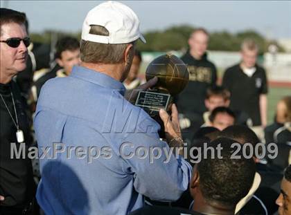 Thumbnail 3 in MacArthur vs. Plano East (Texas 5A Region I Bi-District Playoffs) photogallery.