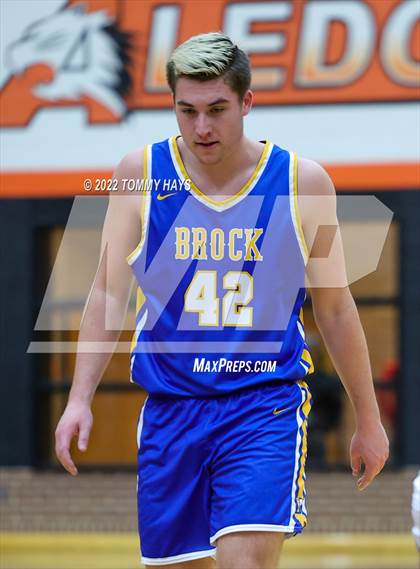 Thumbnail 3 in Brock vs Peaster photogallery.