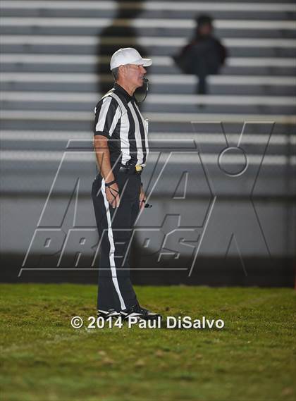 Thumbnail 3 in Columbine vs. Chatfield (2014 MaxPreps Rivalry Series) photogallery.