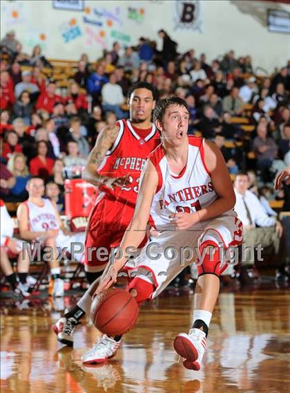 Thumbnail 2 in Concordia vs. McPherson (KSHSAA 4A Substate Semifinal) photogallery.