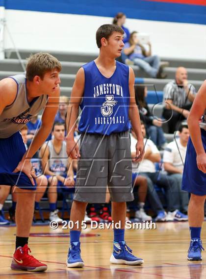 Thumbnail 3 in Jamestown @ Lexington (Lexington Jamboree) photogallery.