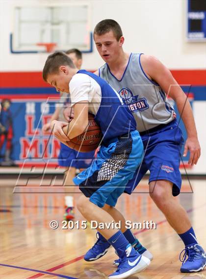 Thumbnail 3 in Jamestown @ Lexington (Lexington Jamboree) photogallery.