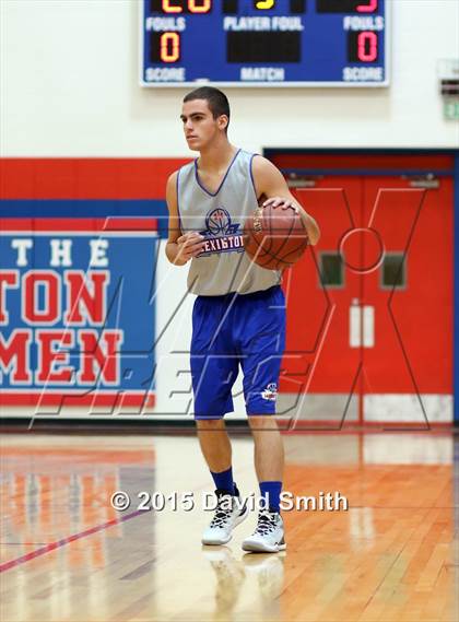 Thumbnail 3 in Jamestown @ Lexington (Lexington Jamboree) photogallery.