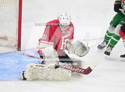 Thumbnail 2 in Fairfield Prep vs. Notre Dame, WH (CIAC DI Final) photogallery.