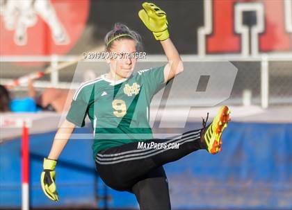 Thumbnail 3 in Moreau Catholic @ James Logan photogallery.