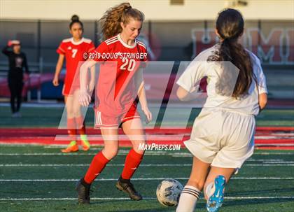 Thumbnail 3 in Moreau Catholic @ James Logan photogallery.