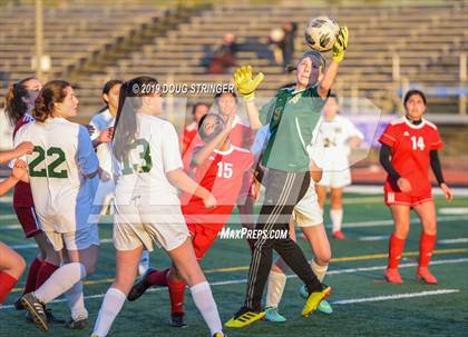 Thumbnail 3 in Moreau Catholic @ James Logan photogallery.