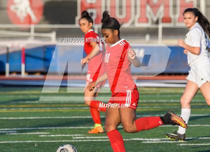 Thumbnail 2 in Moreau Catholic @ James Logan photogallery.