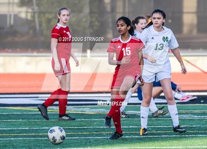 Thumbnail 3 in Moreau Catholic @ James Logan photogallery.