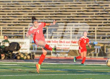 Thumbnail 3 in Moreau Catholic @ James Logan photogallery.