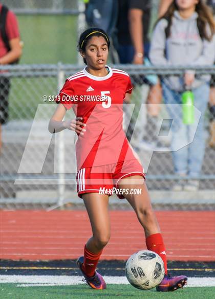 Thumbnail 2 in Moreau Catholic @ James Logan photogallery.