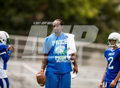 Thumbnail 3 in Bloomington Christian @ Price photogallery.