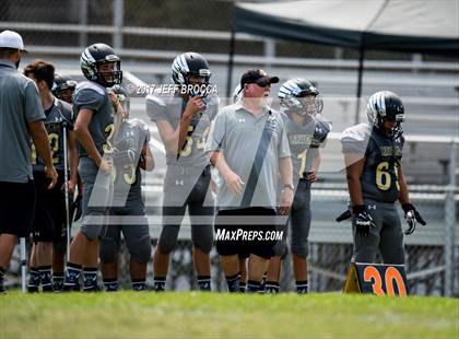 Thumbnail 3 in Bloomington Christian @ Price photogallery.