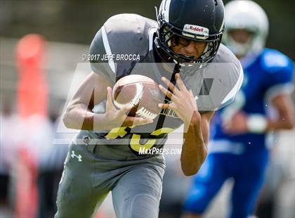 Thumbnail 3 in Bloomington Christian @ Price photogallery.