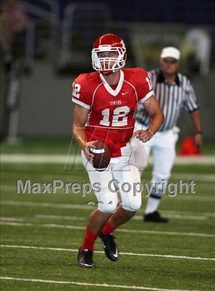 Thumbnail 3 in Abilene vs. Belton (Dave Campbell's Texas Football Classic) photogallery.