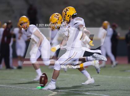 Thumbnail 3 in Royal vs Simi Valley photogallery.