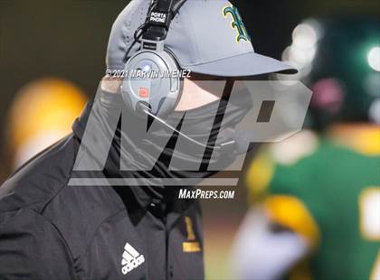 Thumbnail 2 in Royal vs Simi Valley photogallery.