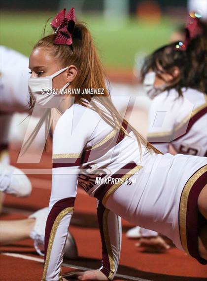 Thumbnail 2 in Royal vs Simi Valley photogallery.