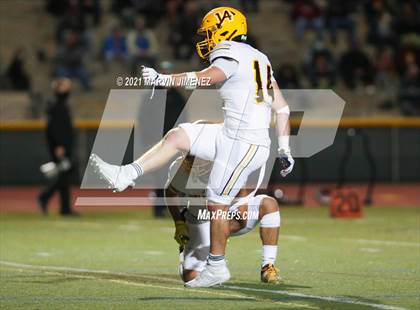 Thumbnail 3 in Royal vs Simi Valley photogallery.