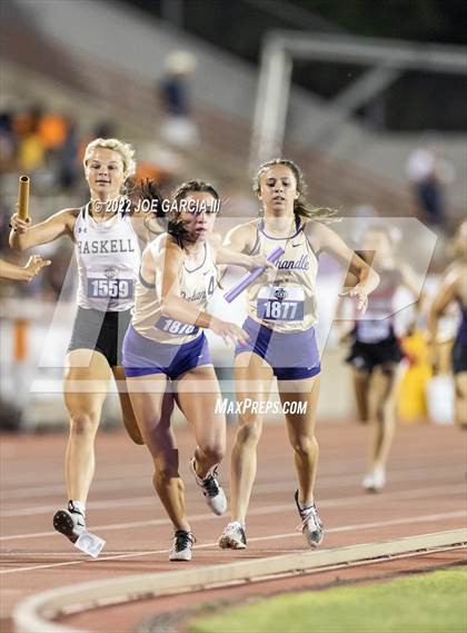 Thumbnail 2 in UIL 2A Girls State Track Meet photogallery.