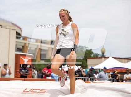 Thumbnail 1 in UIL 2A Girls State Track Meet photogallery.