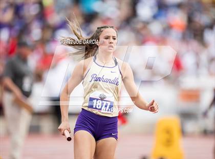 Thumbnail 2 in UIL 2A Girls State Track Meet photogallery.