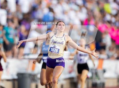 Thumbnail 2 in UIL 2A Girls State Track Meet photogallery.