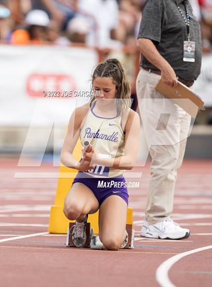 Thumbnail 2 in UIL 2A Girls State Track Meet photogallery.