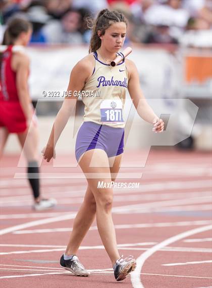 Thumbnail 1 in UIL 2A Girls State Track Meet photogallery.