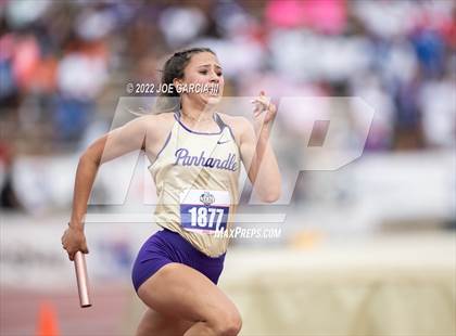 Thumbnail 3 in UIL 2A Girls State Track Meet photogallery.