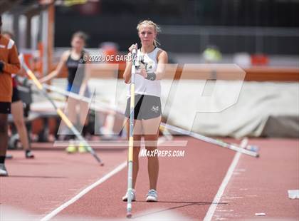 Thumbnail 2 in UIL 2A Girls State Track Meet photogallery.