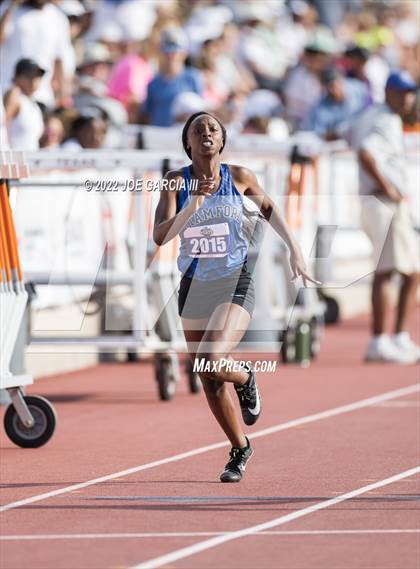 Thumbnail 1 in UIL 2A Girls State Track Meet photogallery.