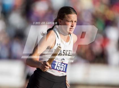 Thumbnail 1 in UIL 2A Girls State Track Meet photogallery.
