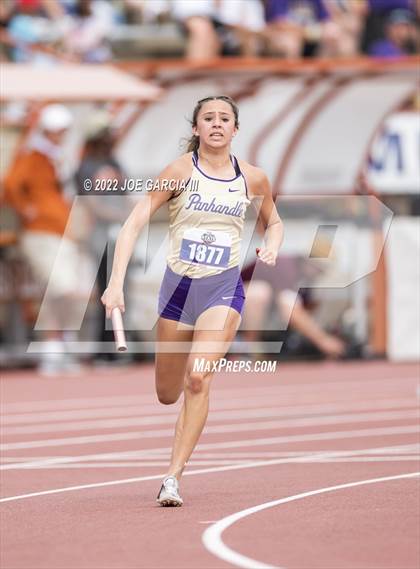 Thumbnail 1 in UIL 2A Girls State Track Meet photogallery.