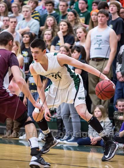 Thumbnail 3 in Handley vs Loudoun Valley (VHSL Region II Final) photogallery.