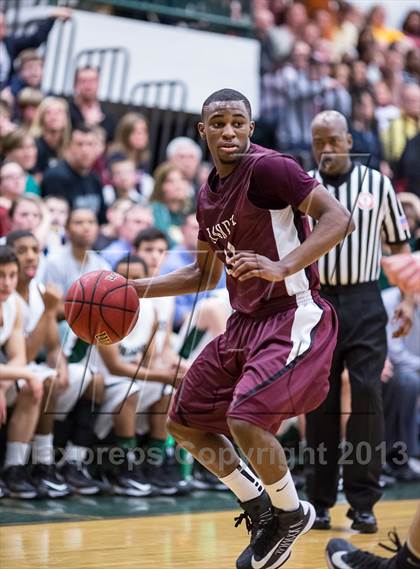 Thumbnail 1 in Handley vs Loudoun Valley (VHSL Region II Final) photogallery.