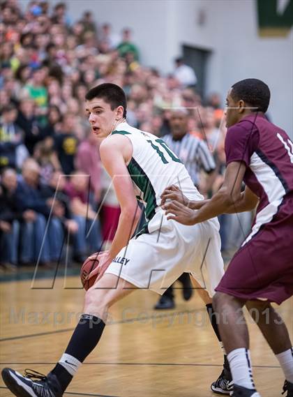 Thumbnail 2 in Handley vs Loudoun Valley (VHSL Region II Final) photogallery.