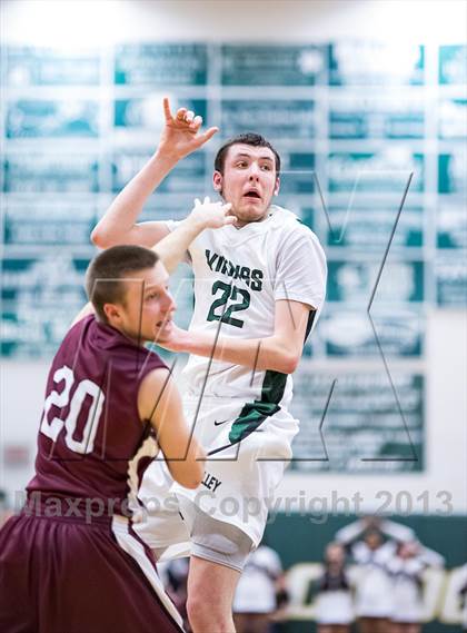 Thumbnail 2 in Handley vs Loudoun Valley (VHSL Region II Final) photogallery.