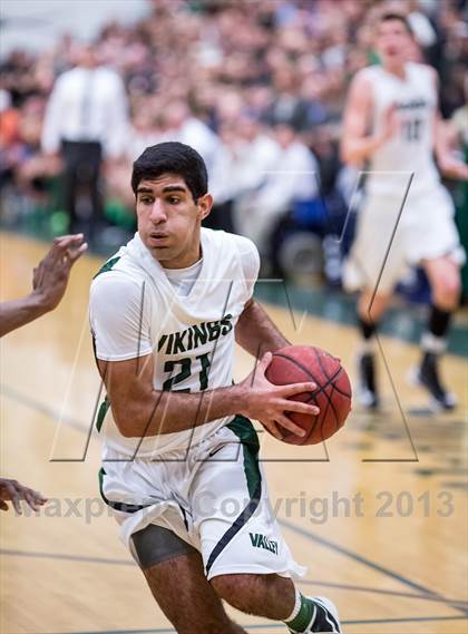 Thumbnail 1 in Handley vs Loudoun Valley (VHSL Region II Final) photogallery.