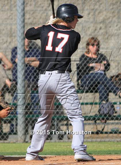 Thumbnail 1 in Bonita vs Glendora photogallery.