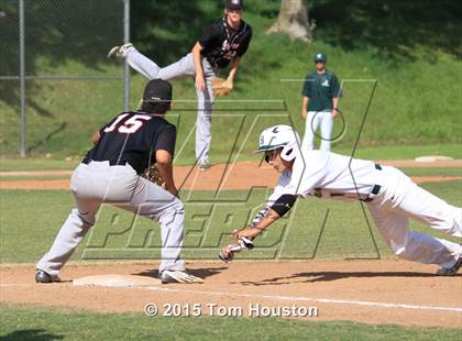 Thumbnail 1 in Bonita vs Glendora photogallery.