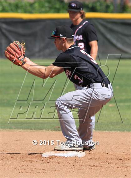 Thumbnail 3 in Bonita vs Glendora photogallery.