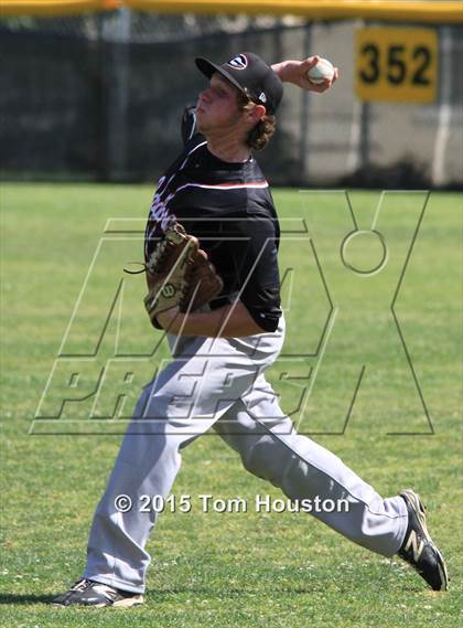 Thumbnail 3 in Bonita vs Glendora photogallery.