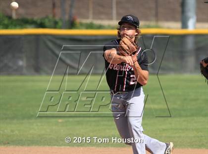 Thumbnail 1 in Bonita vs Glendora photogallery.